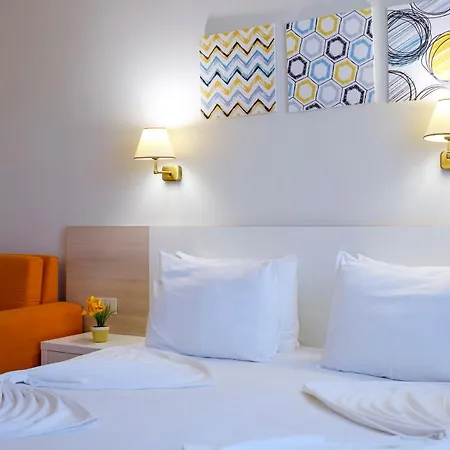 Hotel Garden Nevis - Sunny Beach