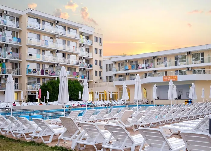 Otel Garden Nevis Sunny Beach