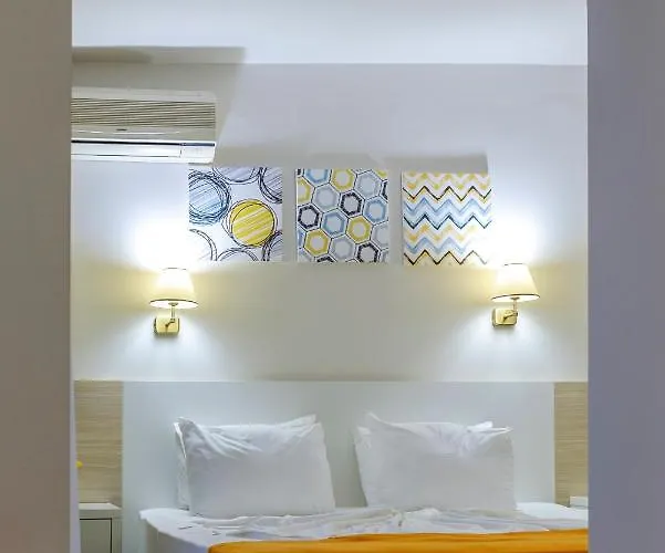 Garden Nevis 3* サニービーチ