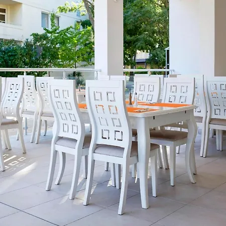 Garden Nevis Слънчев бряг