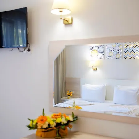 Garden Nevis 3* Слънчев бряг