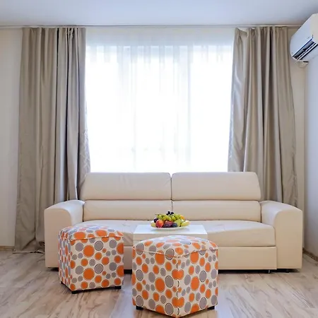 Хотел Garden Nevis Слънчев бряг