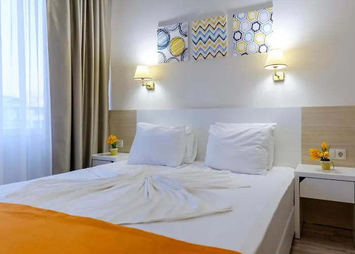 Hotel Garden Nevis Sunny Beach